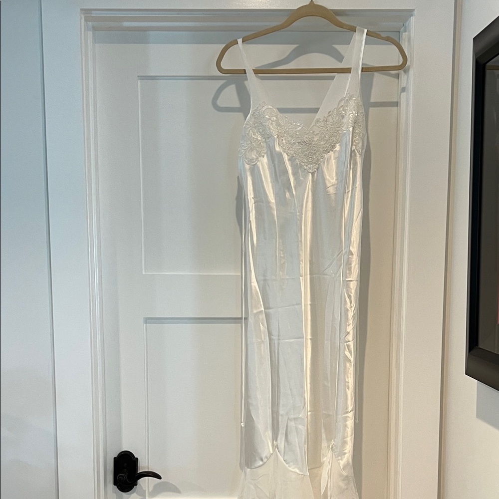 Linea Donatella Ivory Satin Chemise with Lace